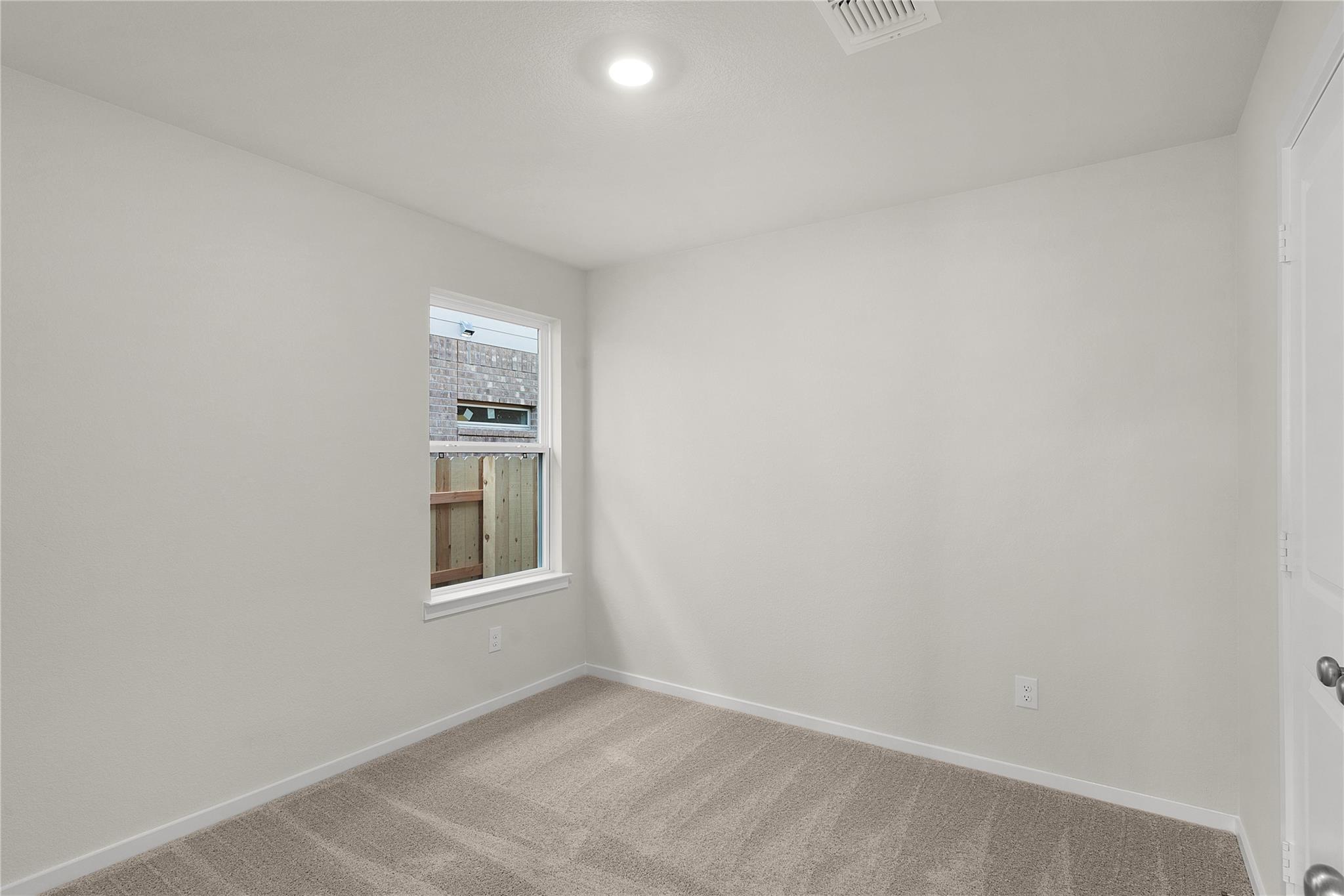 13701  Tucker Hedge Pass